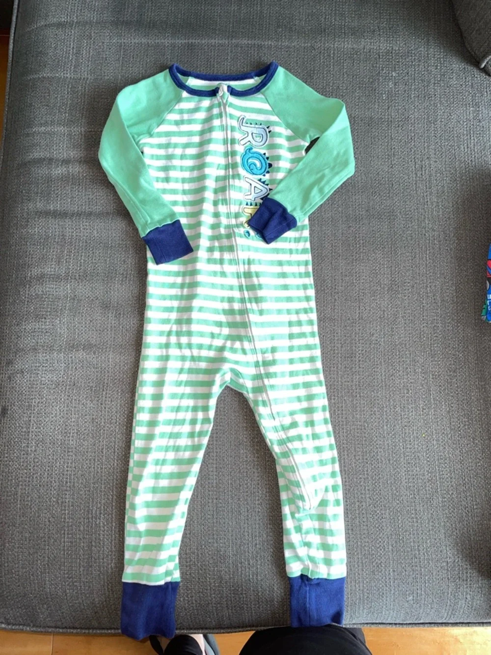 Lot of 9 - 3T toddler Plush Fleece Sleeper Pajamas - 2 pcs are Cotton - Picture 10 of 13